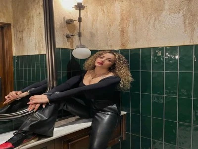 &Uuml;niversiteli Helin evinde &ouml;l&uuml; bulundu