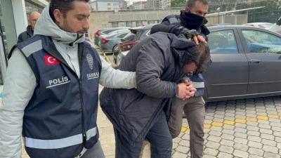 &Uuml;niversiteli kıza cinsel saldırı