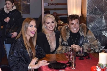 &Uuml;nl&uuml; isimler g&uuml;zellik merkezi a&ccedil;ılışında bir araya geldi
