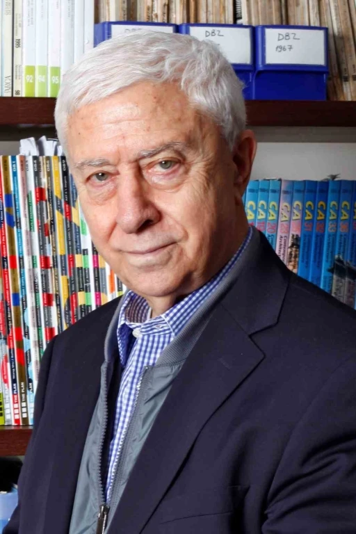 &Uuml;nl&uuml; Mimar Turgut Toydemir trafikte tartıştığı polis tarafından vuruldu