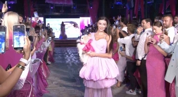 &Uuml;nl&uuml; modacı Cafer Andı&ccedil;&rsquo;tan Barbie defilesi
