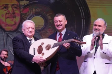 &Uuml;nl&uuml; musiki Amir Ateş&rsquo;e unutulmaz vefa gecesi
