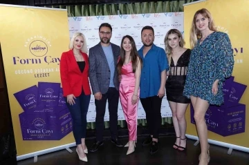 &Uuml;nl&uuml;ler &Ccedil;ay&rsquo;da buluştu
