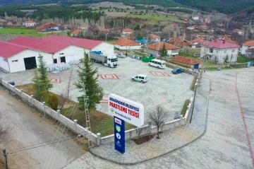 &Uuml;retilip paketlenen ilk &uuml;r&uuml;nler deprem b&ouml;lgesine g&ouml;nderilecek
