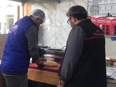 Uşak&rsquo;ta gıda &uuml;retimi ve satış yapan işletmelere sıkı denetim
