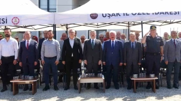 Uşak&rsquo;ta hayırsever tarafından yapılan okulun temeli t&ouml;renle atıldı
