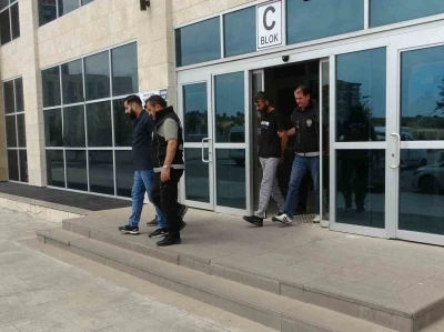 Uşak&rsquo;ta kuyumcu soygununda 3 ş&uuml;pheli tutuklandı