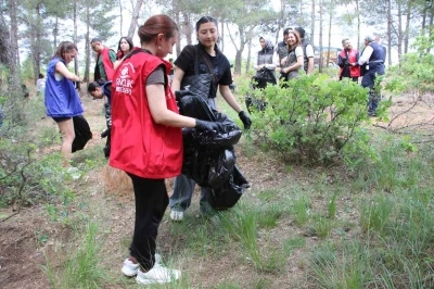 Uşak&rsquo;ta &rsquo;Orman Benim&rsquo; etkinliği d&uuml;zenlendi
