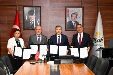 Uşak&rsquo;ta &rsquo;Sağlıklı Yaşam&rsquo; projesinde imzalar atıldı
