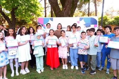 &Uuml;sk&uuml;dar &Ccedil;ocuk &Uuml;niversitesi&rsquo;nde Mezuniyet Coşkusu