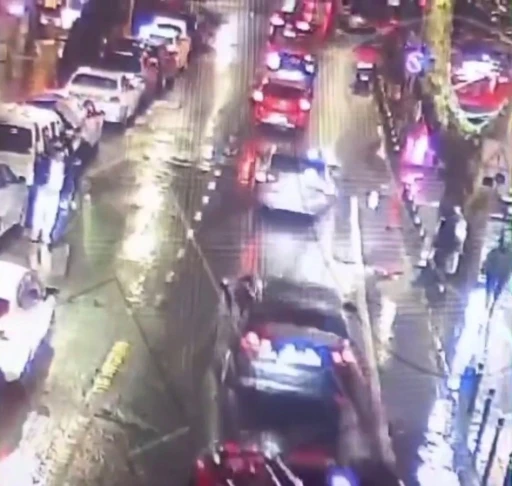 &Uuml;sk&uuml;dar&rsquo;da denetimden ka&ccedil;an şahıs yakalandı
