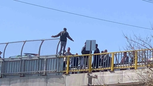 &Uuml;st ge&ccedil;itte intihar girişimi