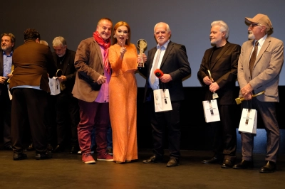 Ustaya Vefa Mesleğe Saygı Gazeteci &Ouml;d&uuml;l&uuml; Şaban Merg&uuml;l&rsquo;&uuml;n