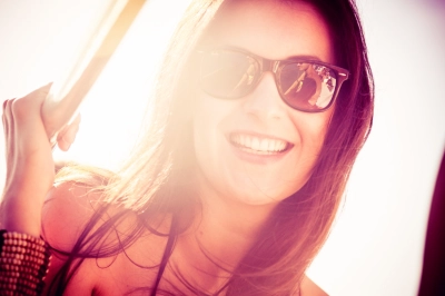 UV Filtresi Olmayan G&ouml;zl&uuml;kler G&ouml;z Sağlığını Tehdit Ediyor