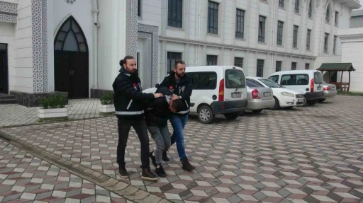 Uyuşturucu almak i&ccedil;in yanına &ccedil;ağırdığı şahsı &ouml;ld&uuml;ren sanığa 18 yıl hapis
