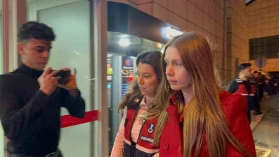 Uyuşturucudan g&ouml;zaltına alınan &uuml;nl&uuml;ler sağlık kontrol&uuml;nden ge&ccedil;irildi