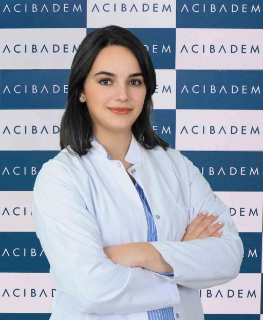 Uzman Psikolog &Ccedil;apar: &ldquo;Sosyal medya kıskan&ccedil;lığı tetikleyebilir&rdquo;
