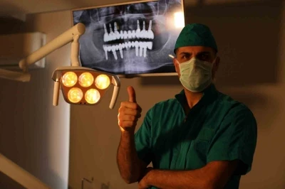 Uzmanı uyardı: "Ağız gargarası se&ccedil;erken &uuml;&ccedil; kez d&uuml;ş&uuml;n&uuml;n"
