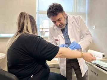 Uzmanından deri kanserleri i&ccedil;in &lsquo;g&uuml;neş&rsquo; uyarısı
