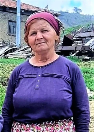 &Uuml;z&uuml;m bağında av t&uuml;feğiyle &ouml;ld&uuml;r&uuml;len kadının komşusu tutuklandı
