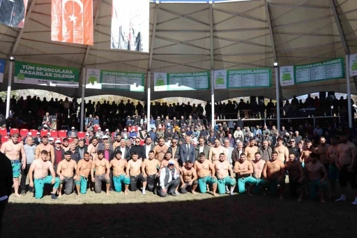 Uzundere&rsquo;de karakucak heyecanı
