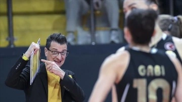 VakıfBank-Guidetti birlikteliği kupa kazanma geleneğini s&uuml;rd&uuml;r&uuml;yor