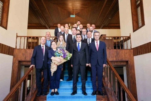 Vali Ayg&ouml;l, &rsquo;Yılın Ahisi&rsquo;ni makamında ağırladı
