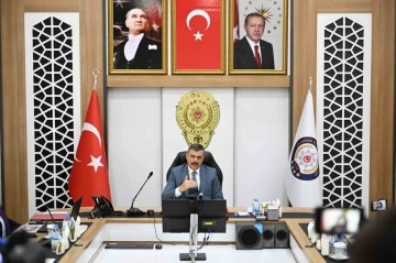 Vali &Ccedil;ift&ccedil;i&rsquo;den d&uuml;ğ&uuml;n konvoyu ve maganda uyarısı
