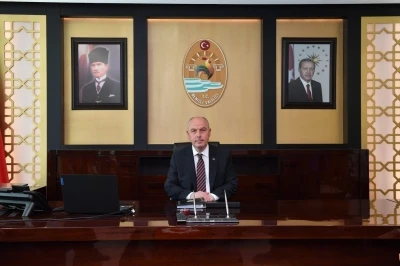 Vali Coşkun; "Denizli halkı, d&uuml;şmanın bu topraklara adım atmasına asla izin vermemiştir"
