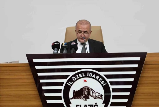 Vali Hatipoğlu: &ldquo;&Uuml;lkemize d&ouml;n&uuml;k saldırıların sinemizde darmadağın olacağını Elazığ&rsquo;dan haykırıyorum&rdquo;
