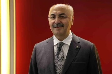 Vali K&ouml;şger: "Elon Musk&rsquo;ı Adana&rsquo;ya bekliyoruz"
