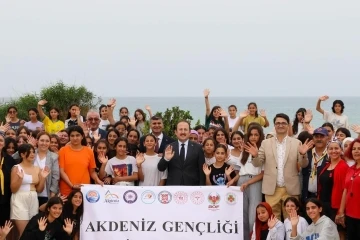 Vali Pehlivan: "Gen&ccedil;lik kamplarında 600 gencimizi gruplar halinde misafir ediyoruz"
