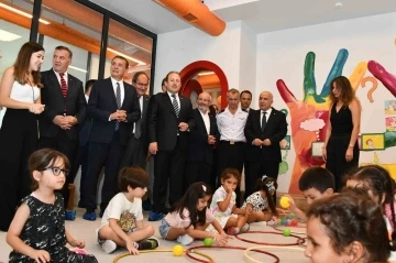 Vali Pehlivan Yenişehir Belediyesi BETEM&rsquo;de incelemelerde bulundu
