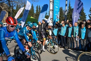 Vali Şahin: "Hedefimiz Antalya&rsquo;yı spor turizminin merkezi yapmak"
