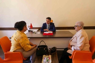 Vali Şefik Ayg&ouml;l, &lsquo;A&ccedil;ık Kapı&rsquo; uygulaması kapsamında vatandaşlarla buluştu

