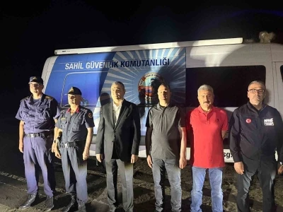 Vali Toros:  "Anne, baba ve annenin kız kardeşi hayatını kaybetti"