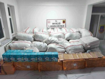 Van&rsquo;da 4 bu&ccedil;uk milyon TL değerinde ka&ccedil;ak eşya ve malzeme ele ge&ccedil;irildi