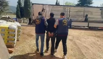 Van&rsquo;da hırsızlık operasyonu: 8 g&ouml;zaltı
