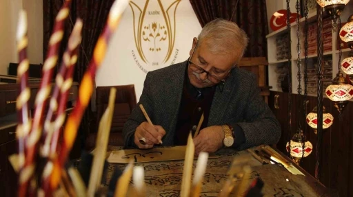 Van&rsquo;da h&uuml;sn-i hat sanatıyla geleneksel miras canlanıyor
