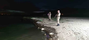 Van&rsquo;da jandarma ekiplerin gece inci kefali n&ouml;beti
