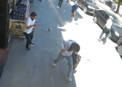 Van&rsquo;da korku dolu anlar: Saniyelerle kurtuldular