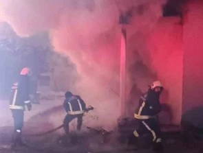 Sobadan &ccedil;ıkan yangın evi k&uuml;l etti