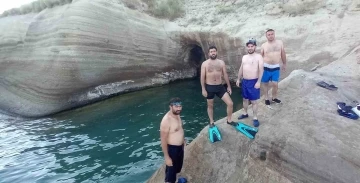 Van G&ouml;l&uuml;&rsquo;n&uuml;n keşfedilmeyi bekleyen koylarına dalış
