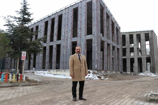 Van K&uuml;lt&uuml;r Merkezi ile İl Halk K&uuml;t&uuml;phanesi yapım &ccedil;alışmaları aralıksız s&uuml;r&uuml;yor
