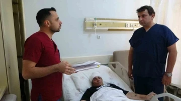 Vanlı hastanın kafa tabanından 6,5 santimlik kitle &ccedil;ıkarıldı
