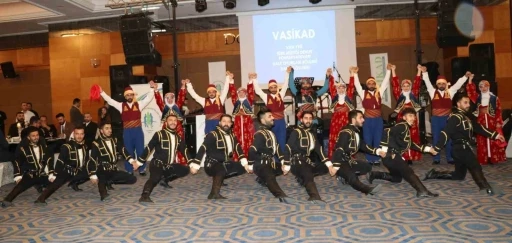 Vanlı kadınlardan k&ouml;y &ccedil;ocukları i&ccedil;in anlamlı gece
