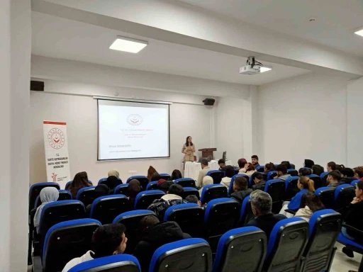 Varto&rsquo;da &ouml;ğrencilere &lsquo;Hayat arkadaşımı nasıl se&ccedil;ebilirim&rsquo; eğitimi
