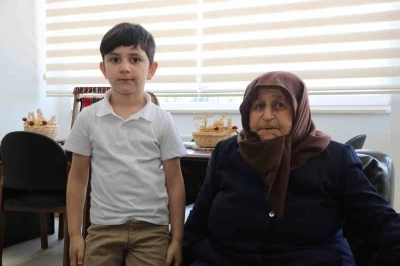 Vefa ve gurur bir arada: Şehit annesi, oğlunun adını taşıyan kurumu torunuyla ziyaret etti
