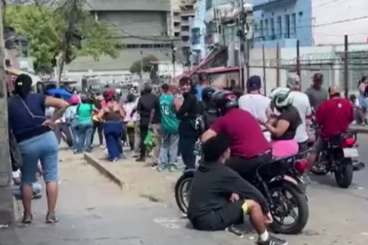 Venezuela'da Maduro'ya yapılan darbe sonrası b&uuml;y&uuml;k panik