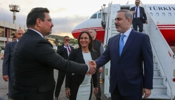 Venezuela Devlet Başkanı Maduro: "Erdoğan&rsquo;ın Filistin konusundaki duruşu d&uuml;nya i&ccedil;in &ouml;rnek teşkil ediyor"
